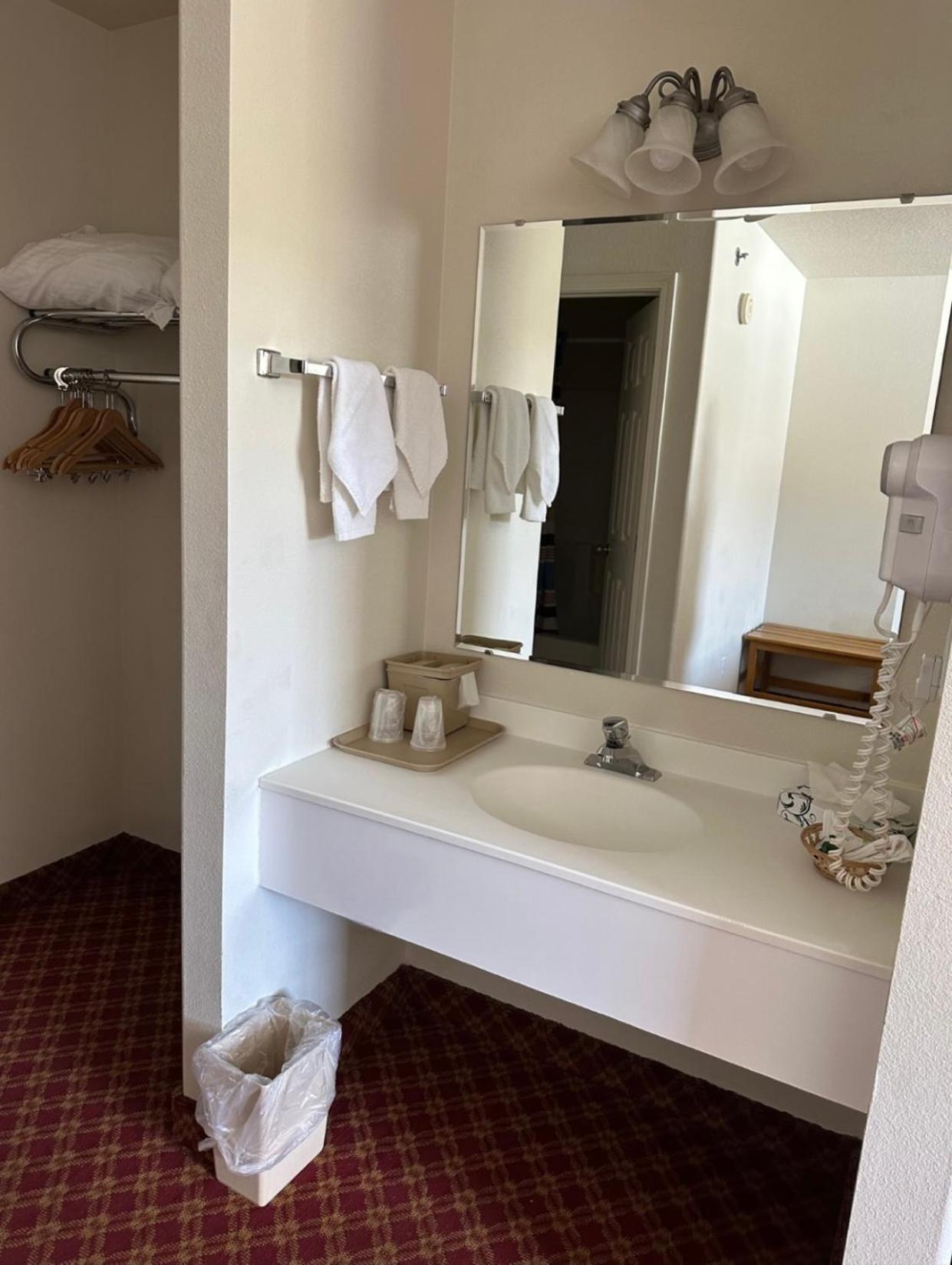 Columbine Inn And Suites Ледвилл Экстерьер фото